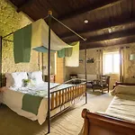 Bed & Breakfast Logis Saint Léonard