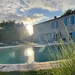 Bed & Breakfast Logis Saint Léonard 3*