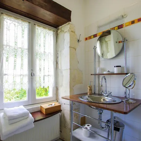 Alojamento de Acomodação e Pequeno-almoço Logis Saint Leonard Dompierre-sur-Mer