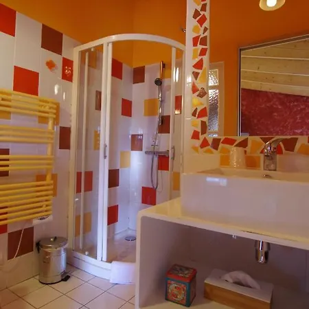 Logis Saint Leonard Alojamento de Acomodação e Pequeno-almoço Dompierre-sur-Mer