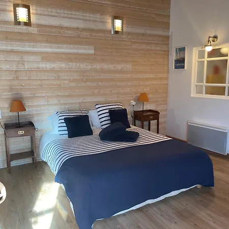 Alojamento de Acomodação e Pequeno-almoço Logis Saint Leonard Dompierre-sur-Mer