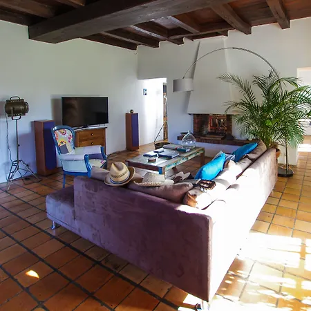 Alojamento de Acomodação e Pequeno-almoço Logis Saint Leonard Dompierre-sur-Mer