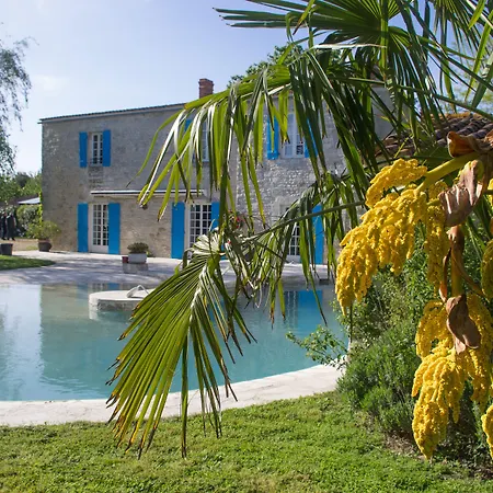 Logis Saint Leonard Alojamento de Acomodação e Pequeno-almoço Dompierre-sur-Mer