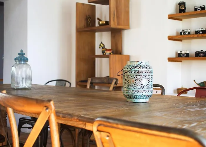 Nocleg ze śniadaniem Logis Saint Leonard 3*