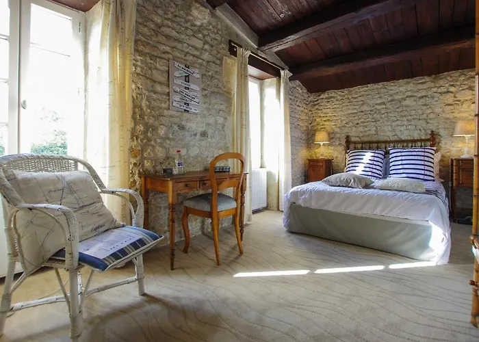 Logis Saint Leonard 3* Dompierre-sur-Mer