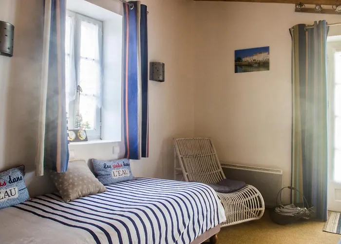 Logis Saint Leonard Nocleg ze śniadaniem 3*