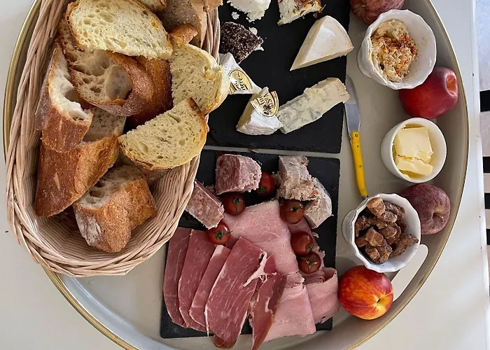 Logis Saint Leonard 3* Dompierre-sur-Mer