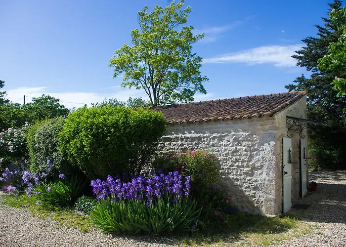 Logis Saint Leonard 3*